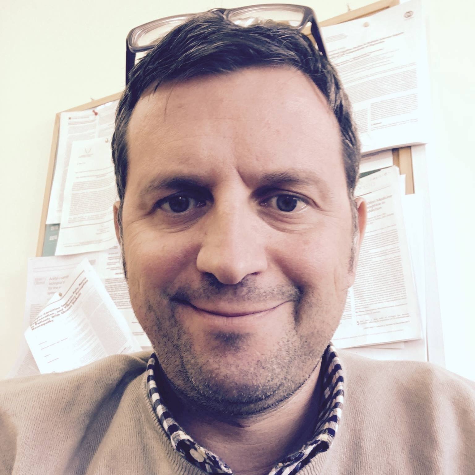 Dr. Lampos Samartzis