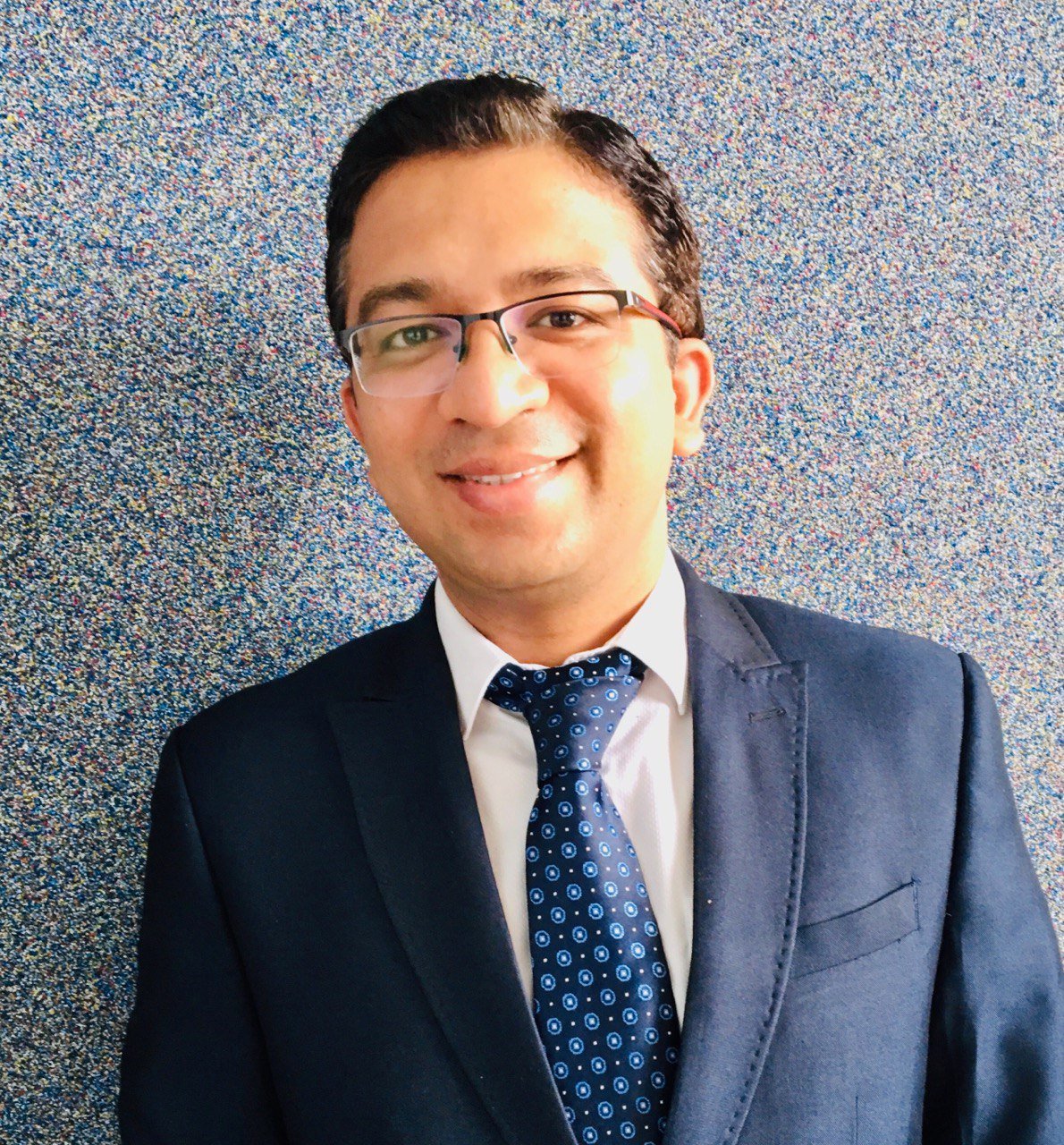 Dr. Kunal Mahajan