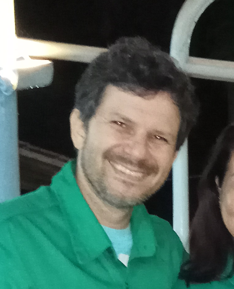 Prof. Cleverton Correa Rabelo