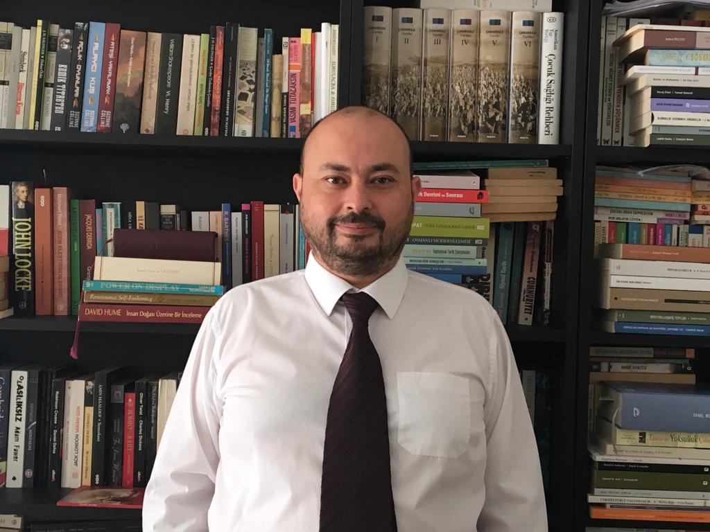 Dr. Kenan Yerli