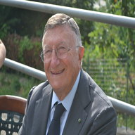 Dr. Giulio Tarro